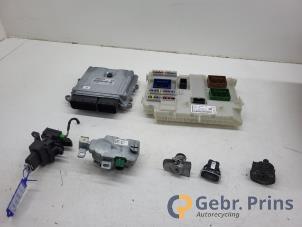 Gebruikte Kontaktslot + computer Volvo V60 I (FW/GW) 2.0 D3 20V Prijs € 200,00 Margeregeling aangeboden door Autorec. Gebr. Prins b.v.