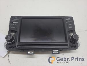 Gebruikte Navigatie Display Volkswagen Polo V (6R) 1.4 TDI DPF BlueMotion technology Prijs € 225,00 Margeregeling aangeboden door Autorec. Gebr. Prins b.v.