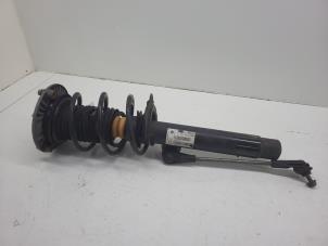Begagnade Stötdämparstång, höger fram BMW 1 serie (F20) 116i 1.6 16V Pris € 50,00 Marginaltabell erbjuds av Autorec. Gebr. Prins b.v.