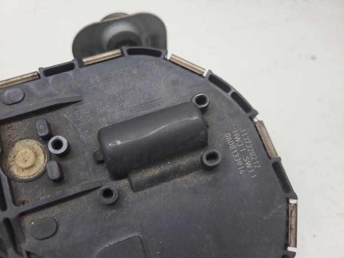 Torkarmotor + mekanism från en Seat Leon (1P1) 2.0 TFSI 16V 2006