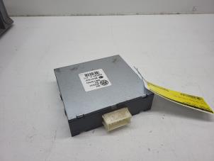 Begagnade Spänningsstabilisator Volkswagen Caddy III (2KA,2KH,2CA,2CH) 1.6 TDI 16V Pris € 30,25 Inklusive moms erbjuds av Autorec. Gebr. Prins b.v.