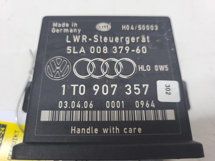 Modul (diverse) från en Seat Leon (1P1) 2.0 TFSI 16V 2006