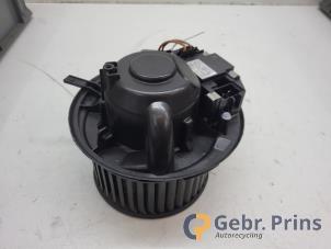 Używane Silnik wentylatora nagrzewnicy Volkswagen Scirocco (137/13AD) 1.4 TSI 122 16V Cena € 40,00 Procedura marży oferowane przez Autorec. Gebr. Prins b.v.