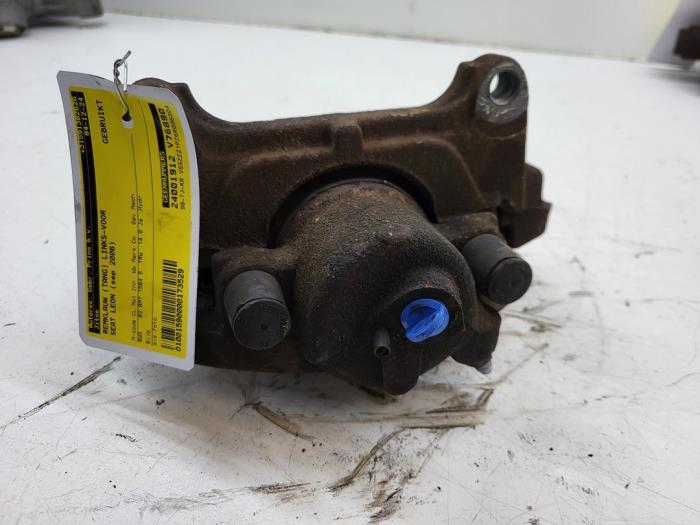 Främre bromsok, vänster från en Seat Leon (1P1) 2.0 TFSI 16V 2006