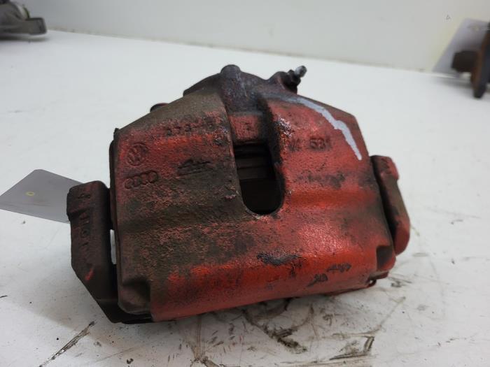 Främre bromsok, vänster från en Seat Leon (1P1) 2.0 TFSI 16V 2006