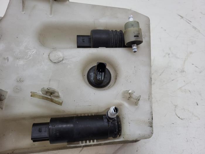 Spolartank, vindruta från en Seat Leon (1P1) 2.0 TFSI 16V 2006