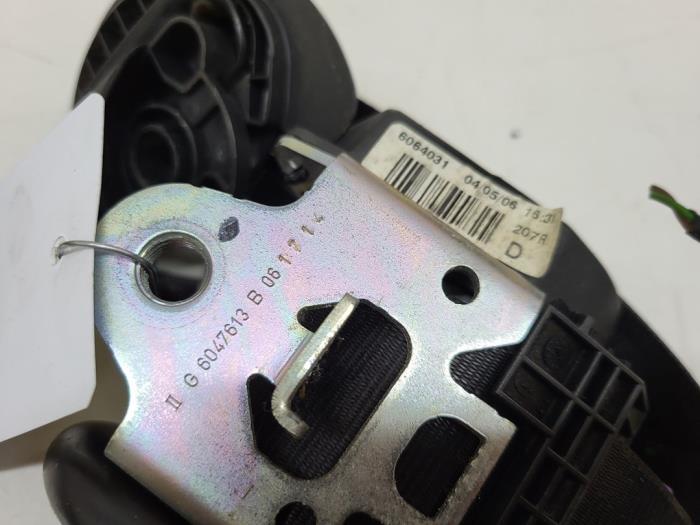 Främre säkerhetsbälte, höger från en Seat Leon (1P1) 2.0 TFSI 16V 2006