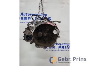 Gebruikte Versnellingsbak Volkswagen Polo IV (9N1/2/3) 1.4 16V Prijs € 150,00 Margeregeling aangeboden door Autorec. Gebr. Prins b.v.