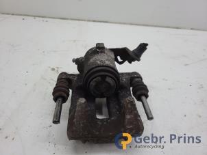 Gebruikte Remklauw (Tang) rechts-achter Audi A1 (8X1/8XK) 1.2 TFSI Prijs € 40,00 Margeregeling aangeboden door Autorec. Gebr. Prins b.v.