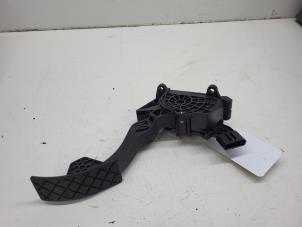 Gebruikte Gaspedaal Skoda Fabia III (NJ3) 1.0 TSI 12V Prijs € 25,00 Margeregeling aangeboden door Autorec. Gebr. Prins b.v.