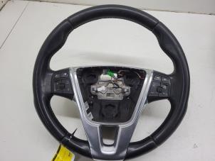 Gebruikte Stuurwiel Volvo V40 (MV) 2.0 D4 16V Prijs € 100,00 Margeregeling aangeboden door Autorec. Gebr. Prins b.v.