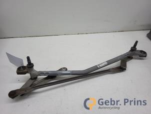 Używane Mechanizm wycieraczki Volvo V40 (MV) 2.0 D4 16V Cena € 35,00 Procedura marży oferowane przez Autorec. Gebr. Prins b.v.