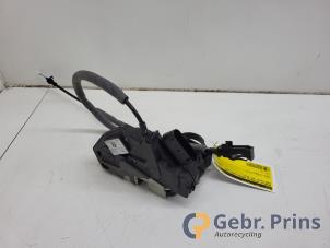 Gebruikte Deurslot Mechaniek 4Deurs links-voor Ford Focus 3 Wagon 1.0 Ti-VCT EcoBoost 12V 125 Prijs € 20,00 Margeregeling aangeboden door Autorec. Gebr. Prins b.v.