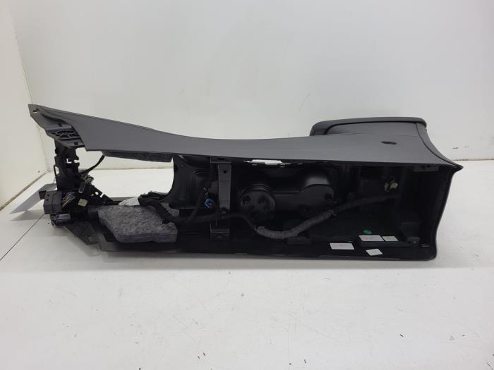 Armstöd från en Opel Astra K 1.0 Turbo 12V 2016