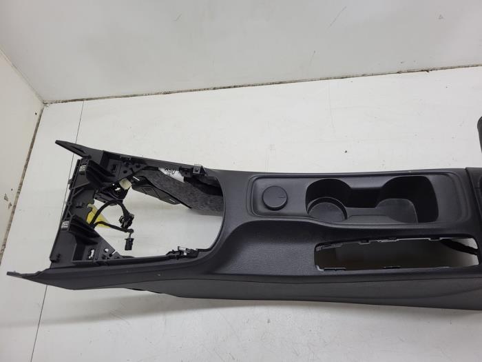 Armstöd från en Opel Astra K 1.0 Turbo 12V 2016