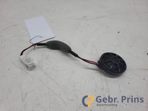 Używane Glosnik wysokotonowy Tesla Model X 90D Cena € 20,00 Procedura marży oferowane przez Autorec. Gebr. Prins b.v.