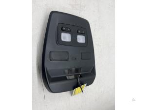 Begagnade Innerbelysning, fram Renault Trafic (1FL/2FL/3FL/4FL) 2.0 dCi 16V 130 Pris € 30,25 Inklusive moms erbjuds av Autorec. Gebr. Prins b.v.