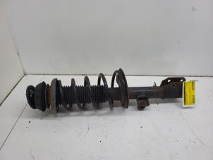 Begagnade Stötdämparstång, höger fram Suzuki SX4 (EY/GY) 1.6 16V VVT Comfort,Exclusive Autom. Pris € 50,00 Marginaltabell erbjuds av Autorec. Gebr. Prins b.v.