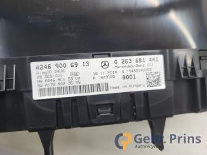 Gebruikte Kilometerteller KM Mercedes B (W246) 1.6 B-180 BlueEFFICIENCY Turbo 16V Prijs € 150,00 Margeregeling aangeboden door Autorec. Gebr. Prins b.v.