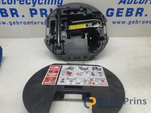 Begagnade Domkraftsset Renault Clio III (BR/CR) 1.5 dCi FAP Pris € 50,00 Marginaltabell erbjuds av Autorec. Gebr. Prins b.v.