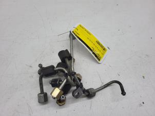 Begagnade Bränsleledning Volkswagen Caddy IV 2.0 TDI 75 Pris € 36,30 Inklusive moms erbjuds av Autorec. Gebr. Prins b.v.