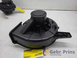 Używane Silnik wentylatora nagrzewnicy Seat Ibiza IV SC (6J1) 1.0 EcoTSI 12V Cena € 30,00 Procedura marży oferowane przez Autorec. Gebr. Prins b.v.