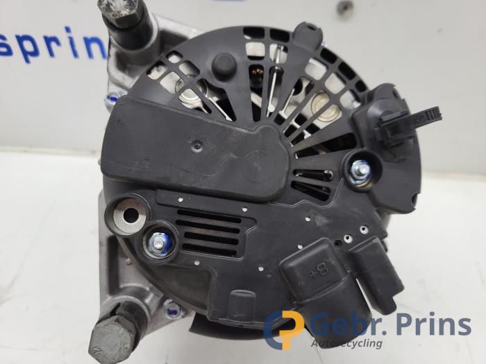 Dynamo från en Citroën C5 II Break (RE) 1.6 HDiF 16V 2005