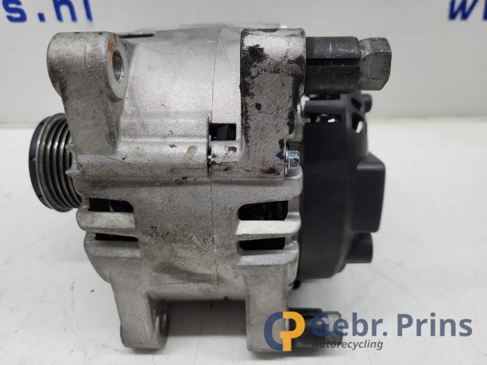 Dynamo från en Citroën C5 II Break (RE) 1.6 HDiF 16V 2005