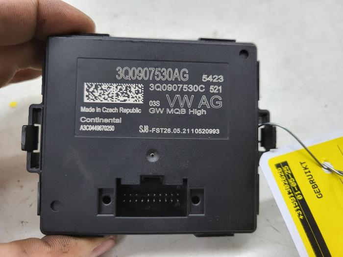 Gateway-modul från en Volkswagen Transporter T6 2.0 TDI 2021