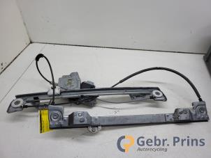 Gebruikte Ruitmechaniek 4Deurs links-voor Renault Kangoo Express (FW) 1.5 dCi 95 Prijs € 42,35 Inclusief btw aangeboden door Autorec. Gebr. Prins b.v.