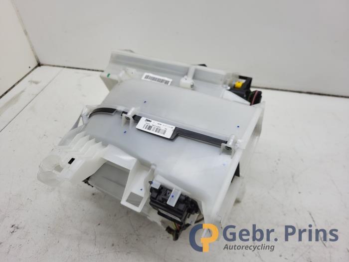 Värmarhus från en Toyota C-HR (X1,X5) 1.2 16V Turbo 2017