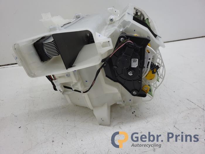 Värmarhus från en Toyota C-HR (X1,X5) 1.2 16V Turbo 2017