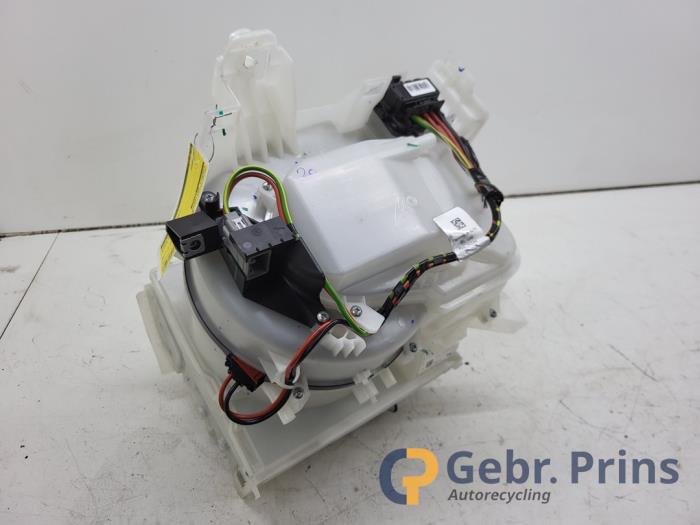 Värmarhus från en Toyota C-HR (X1,X5) 1.2 16V Turbo 2017