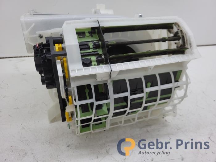 Värmarhus från en Toyota C-HR (X1,X5) 1.2 16V Turbo 2017