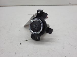 Begagnade Start/stopp-brytare Toyota C-HR (X1,X5) 1.2 16V Turbo Pris € 15,00 Marginaltabell erbjuds av Autorec. Gebr. Prins b.v.