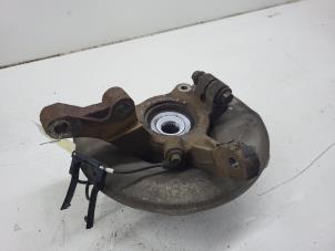 Begagnade Spindel, vänster fram Mitsubishi Outlander (GF/GG) 2.0 16V PHEV 4x4 Pris € 75,00 Marginaltabell erbjuds av Autorec. Gebr. Prins b.v.