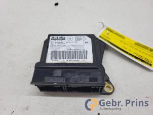 Begagnade Airbagmodul Citroen Berlingo 1.6 Hdi 75 Pris € 90,75 Inklusive moms erbjuds av Autorec. Gebr. Prins b.v.
