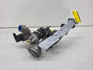 Begagnade Turbo Volkswagen Passat Variant (365) 1.4 TSI 16V Pris € 200,00 Marginaltabell erbjuds av Autorec. Gebr. Prins b.v.