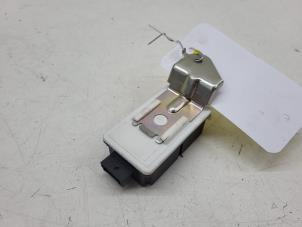 Begagnade Däcktrycksmodul Suzuki Vitara (LY/MY) 1.6 16V VVT Pris € 20,00 Marginaltabell erbjuds av Autorec. Gebr. Prins b.v.