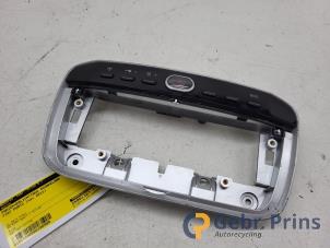 Gebruikte Gevarenlicht Schakelaar Fiat Punto Evo (199) 1.4 Prijs € 15,00 Margeregeling aangeboden door Autorec. Gebr. Prins b.v.