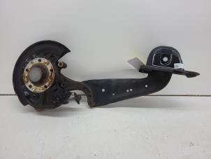 Begagnade Spindel, höger bak Volkswagen Golf VIII (CD1) 2.0 GTD 16V Pris € 125,00 Marginaltabell erbjuds av Autorec. Gebr. Prins b.v.