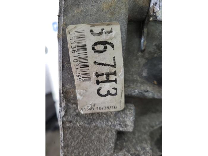 Versnellingsbak van een Renault Clio IV (5R) 1.2 16V 2016