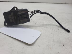 Używane Czujnik masy powietrza Mazda 5 (CWA9) 2.0i 16V Cena € 25,00 Procedura marży oferowane przez Autorec. Gebr. Prins b.v.