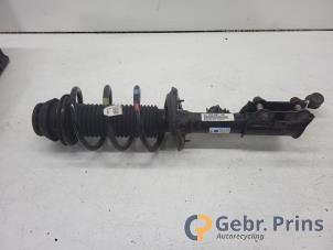 Begagnade Stötdämparstång, höger fram Kia Picanto (JA) 1.0 12V Pris € 60,00 Marginaltabell erbjuds av Autorec. Gebr. Prins b.v.