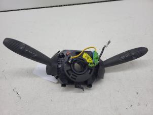 Begagnade Spak, rattstång Fiat Panda (169) 1.2, Classic Pris € 25,00 Marginaltabell erbjuds av Autorec. Gebr. Prins b.v.