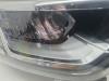 Koplamp rechts van een Renault Captur (2R) 1.3 TCE 150 16V 2019