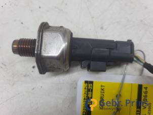 Begagnade Bränsletryckssensor Ford Transit Connect 1.8 TDCi 110 Pris € 50,00 Marginaltabell erbjuds av Autorec. Gebr. Prins b.v.