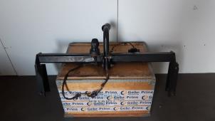 Gebruikte Trekhaak Opel Astra H (L48) 1.8 16V Prijs € 75,00 Margeregeling aangeboden door Autorec. Gebr. Prins b.v.