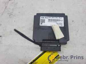 Gebruikte Comfort Module Volkswagen Up! (121) 1.0 12V 60 Prijs € 20,00 Margeregeling aangeboden door Autorec. Gebr. Prins b.v.