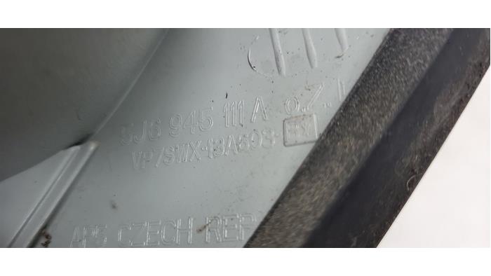 Baklykta, vänster från en Skoda Fabia II Combi 1.2 TSI 2012